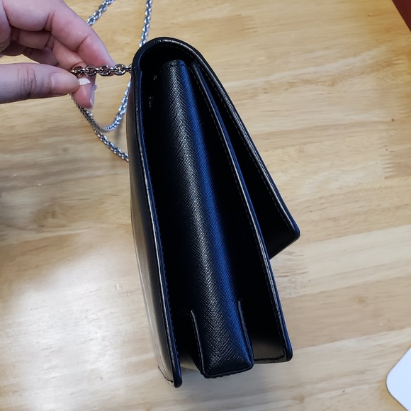 AUTH Salvatore Ferragamo Black Saffiano Vara Bag - Picture 14 of 16